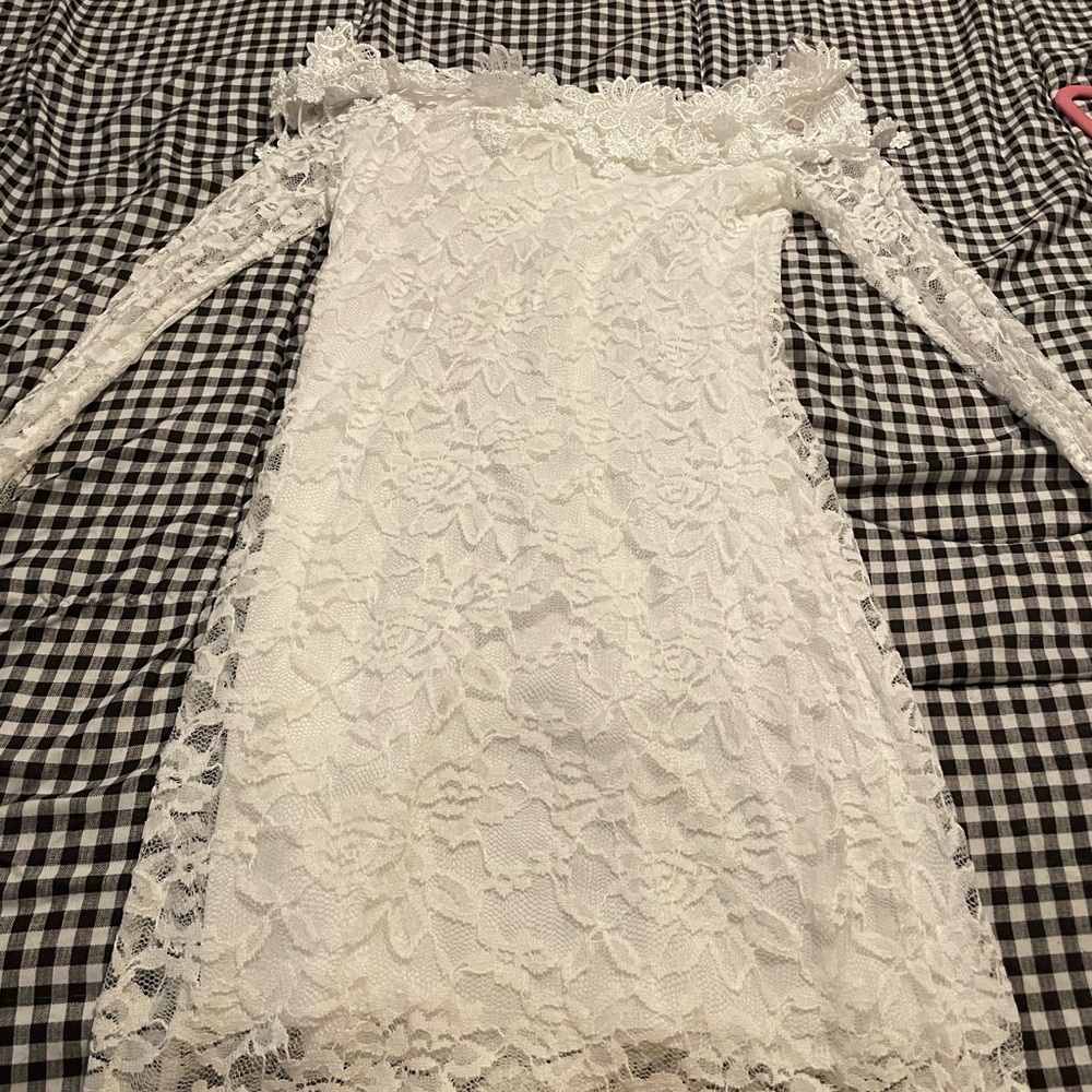 Elegant White Lace Off-Shoulder Dress